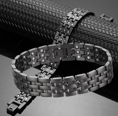 Copper Black Magnetic Therapy Bracelet – Bold Design 3 Row magnets