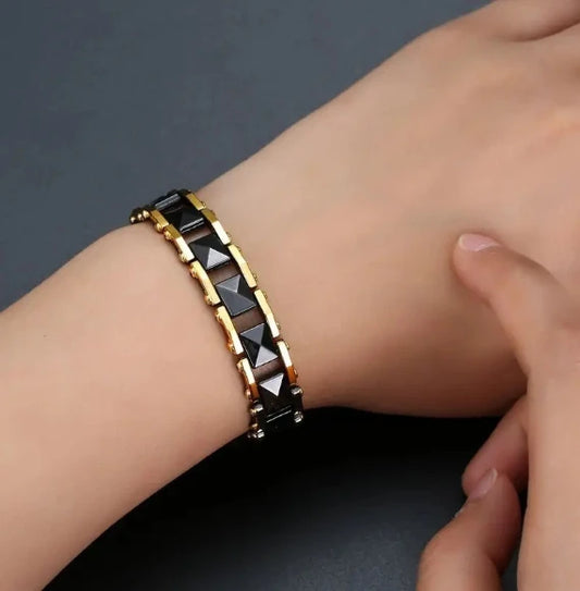 Unisex Lightweight Stainless Steel Black & Gold Magnetic Therapy Bracelet